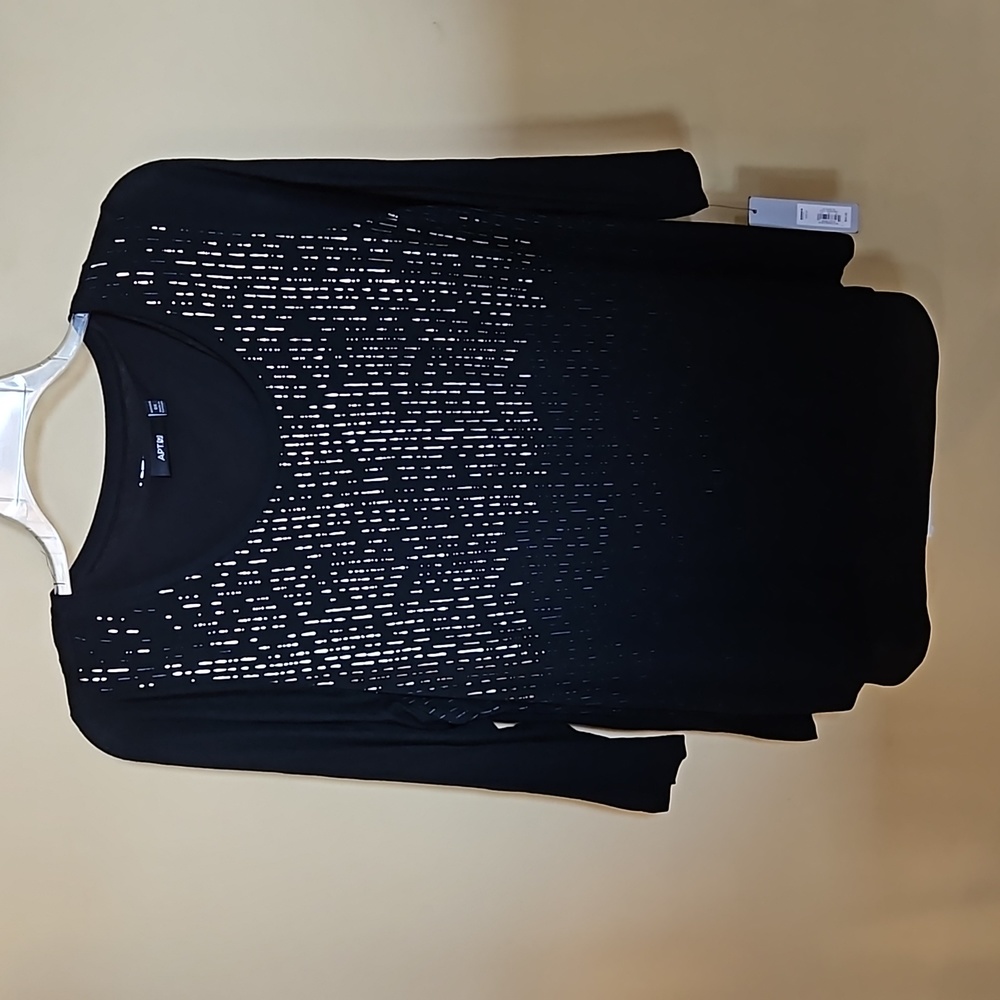 Apt9 NWT women's top sz.0X Black stretchy with tank